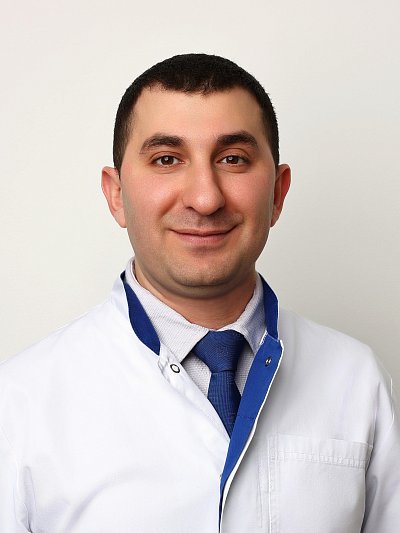 Халед Джамалович Алали - Врач-колопроктолог, хирург, кандидат медицинских наук Medical On Group